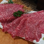 炭火焼肉 牛和鹿 - 