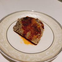 REIKASAI GINZA - 牛肉のスパイス焼き。干し肉を揚げてます。