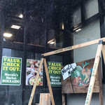 マカリイズマーケット - 