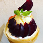 クレープリー チロル - 奄美大島のすもも2種盛り¥1400