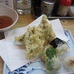 一心水産 - 穴子の天ぷら（472円）