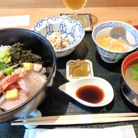 お料理 とみやま - 海鮮丼