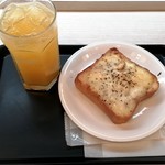 Misuta Do-Natsu - ドーナツビュッフェ1,200円（税込）：ツナメルト、バレンシアオレンジ100%ジュース