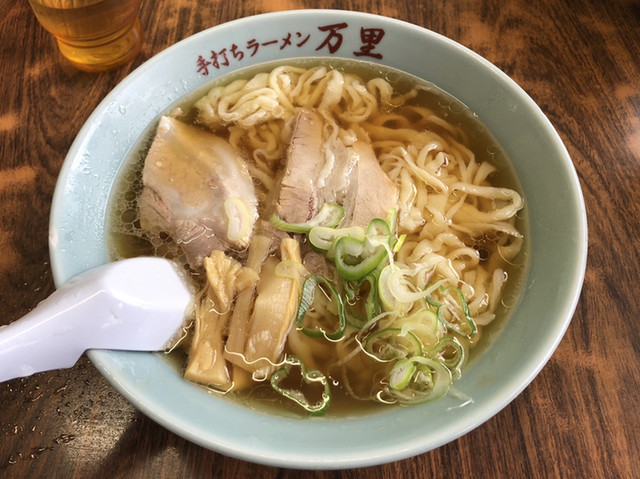 1977年創業の老舗行列 佐野ラーメン 手打ち麺は様々な食感が楽しめます By デイルス マイビス 移転 万里 ばんり 佐野市 ラーメン 食べログ 1977年創業の老舗行列 佐野ラーメン 手打ち麺は様々な食感が楽しめます By デイルス マイビス 移転 万里 ばんり 佐野市 ラーメン 食べログ