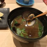 江戸前 鮨 服部 - 江戸前 鮨 服部(東京都港区六本木)おまかせコース・シジミの味噌汁
