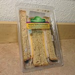 Circle K - 料理写真:Hearty Turkey & Cheddar sandwich $4.99