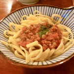 スポーツバー　モリテン - チャージ料&お通しは500円。今回のお通しはミートソースでした。