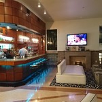 Chesterfield Hotel & Suites - 