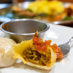 カレーレストラン シバ - ネパールのスパイシー蒸し餃子モモ 3個340円