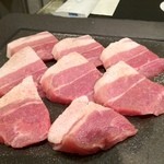焼肉ダイニング フォレスト - もち豚カルビ
