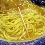 青葉 - 麺の太さ、質感