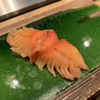 柳橋きたろう場内 - 赤貝