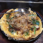 鉄鍋餃子 哲平 - チーズニラ玉