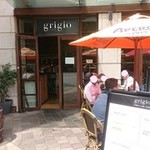 Grigio la tavola - 写真１