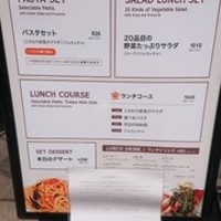 grigio la tavola - 写真３