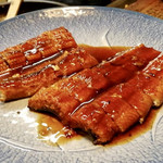 遊酒食堂 宇都宮 - ウナギの蒲焼を烏龍茶で煮た料理