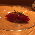 小松 弥助 - 1貫目、マグロの漬け