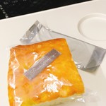 パーチベーカリー - プレーンフォカッチャ  税抜210円