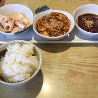 駅西ホルモン_0