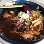 鉄兵ラーメン - 料理写真:チャーシュー麺 醤油