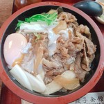 餃子会館 - 比較的あっさりめの味付け