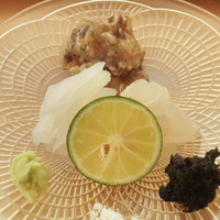 日本料理 晴山 - 剣先イカ、小室さん（眞子様カレー）、アジ味噌漬け