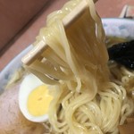 大勝軒 - ややｳｪｰﾌﾞ中細麺