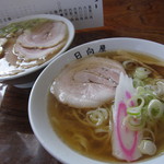 青竹手打ラーメン 日向屋 - 「チャーシューメン」と、「ラーメン」