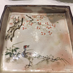 鮨 心白 - 器にも凝ってますね