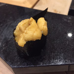 鮨 心白 - 函館の雲丹は軍艦でいただきました