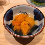 すし岩瀬 - 馬糞海胆　昆布出汁