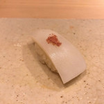 すし岩瀬 - 墨烏賊　桜塩