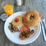 Feather Factory Hotel - 料理写真:Complimentary Breakfast