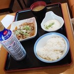 山田うどん - パンチ定食