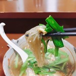 元祖辛麺 東風屋 - 蕎麦粉の麺です