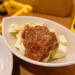 クリームチーズの酒盗のせ