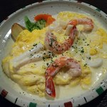 洋食工房コルク - 料理写真:シーフードソースオムライス