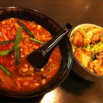 西安刀削麺 - 2011.12.29◆マーラーメン＋からあげ丼(セット 780円)