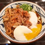 丸亀製麺 - 牛とろ玉うどん‼️