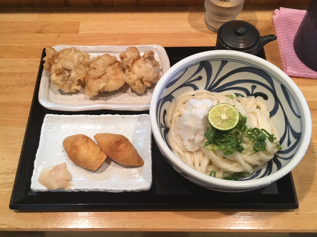 手打ちうどん うえだ>