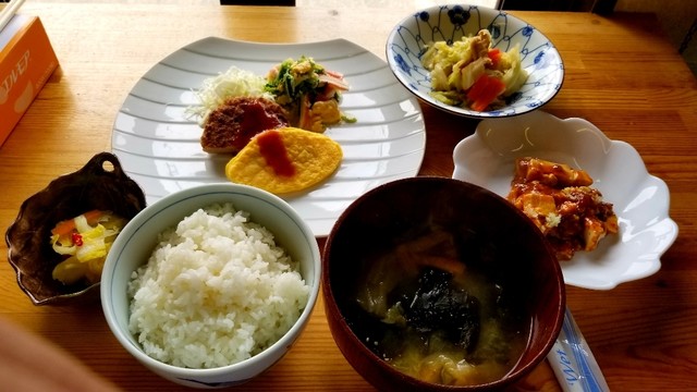 ダイニング いろは かみのやま温泉 定食 食堂 食べログ