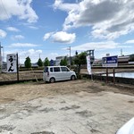 おうどん 瀬戸晴れ - 北側駐車場、こっちの方が駐めやすい