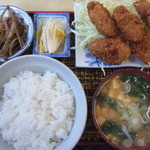 栄屋 - カキフライ定食\630
