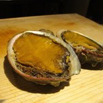 もと井 - 炊き込みご飯に使われる 立派な鮑。　　　　　2019.06.01