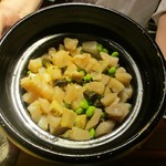 もと井 - 炊き込み御飯：立派な鮑、ホタテ、干し貝柱、破竹の筍、枝豆 が使われた 素晴らしい炊き込み御飯です。　　　　　2019.06.01