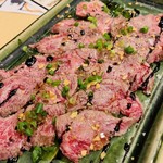 塊肉居酒屋 肉べぇ - 