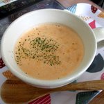 ブーランジェリー ソラハナ - クリーミービスクスープ！