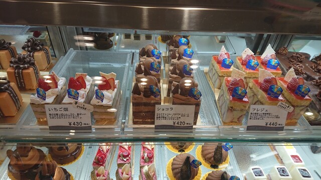 奉還町の Disney World By 佳まる ラ セゾン ド フランセ La Saison De Francaise 岡山 ケーキ 食べログ 奉還町の Disney World By 佳まる ラ セゾン ド フランセ La Saison De Francaise 岡山 ケーキ 食べログ
