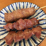 Hikihune Sakaba Hanabou - 串焼き。レバー¥130、ハツ¥130、タン¥130