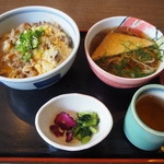 そば・居酒屋 湖中 - 黒毛和牛 他人丼とミニきつねそばセット